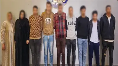 الداخلية تكشف تفاصيل إجبار شاب على ارتداء ملابس نسائية بالقليوبية وأمن القاهرة يوضح حقيقة ادعاء فتاة