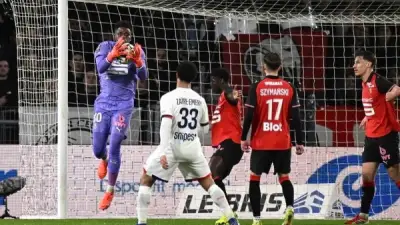 باريس سان جيرمان يتلقى هزيمة مفاجئة أمام رين في الدوري الفرنسي