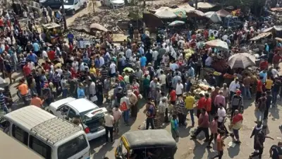 محافظة الجيزة تمنع سوق الجمعة العشوائي بشارع الدكتور لاشين في الهرم