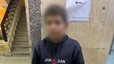 الأمن يكشف ملابسات فيديو طفل يضايق سائحين لبيع منتجات في البحر الأحمر