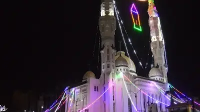 رئيس مدينة بورفؤاد يتفقد إنارة المجمع الإسلامي استعدادًا لشهر رمضان المعظم