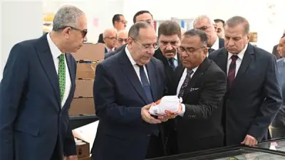 القابضة الغذائية تفتتح فرعها الرابع من 