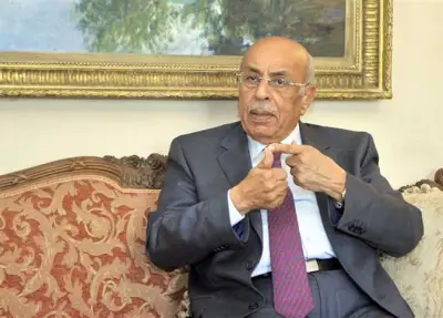 رئيس جامعة كفر الشيخ ينعى الدكتور مفيد شهاب: رحيل قامة قانونية وعلمية بارزة