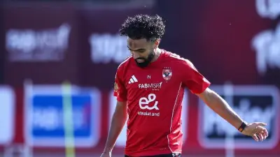 ناقد رياضي يهاجم حسين الشحات: السيرة أطول من المسيرة بعد تصرف عصبي في مباراة الأهلي