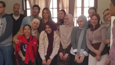 كلية الآداب بجامعة عين شمس توزع شنط رمضان بمشاركة قياداتها وأعضاء هيئة التدريس