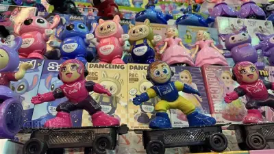 فانوس رمضان بين الأصالة والترند: رحلة من ورش الصاج إلى عرائس الموسيقى في أسواق السيدة زينب