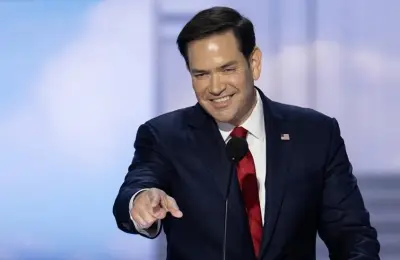 وزير الخارجية الأمريكي يصل إلى صفقة مع إيران بعد مفاوضات عاجلة