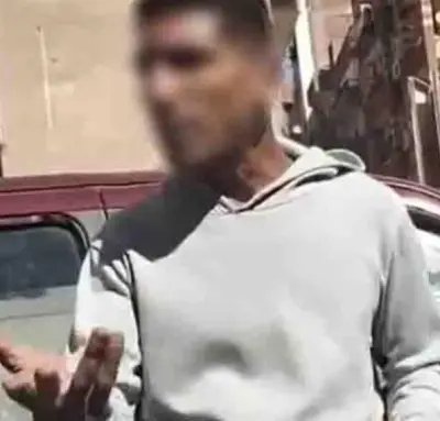 نيابة أسيوط تحقق في فيديو مشاجرة أمام مدرسة وتكشف تفاصيل الحادث