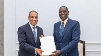 وزير الخارجية المصري يسلم رسالة خطية من الرئيس السيسي إلى نظيره الكيني خلال زيارة نيروبي