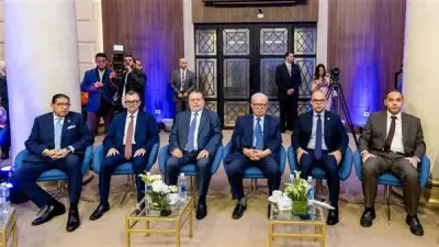 محافظ البنك المركزي يشهد تكريم البنك التجاري الدولي لفوزه بجائزة التمويل المستدام في أفريقيا