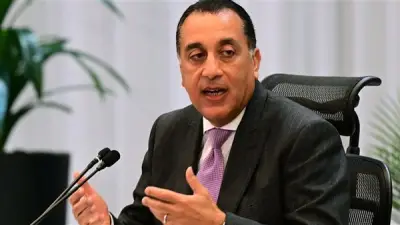 رئيس الوزراء يوجه بتعزيز التواصل مع البرلمان والرد الفوري على طلبات النواب