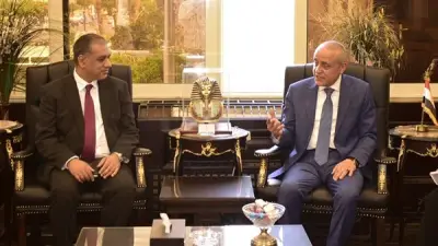 محافظ الأقصر والقنصل البريطاني يبحثان تعزيز التعاون السياحي والاستثماري