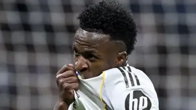 إنفانتينو يعلن صدمته من حادثة العنصرية ضد فينيسيوس جونيور في مباراة بنفيكا