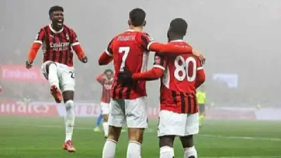 أليجري يعلن تشكيل ميلان الرسمي لمواجهة كومو في الدوري الإيطالي