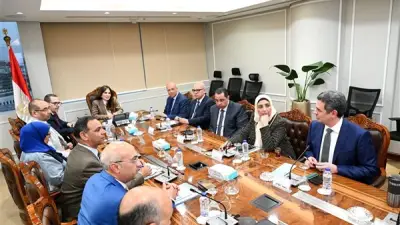 وزيرة الإسكان تبحث تسويق مشروعات المجتمعات العمرانية مع شركة سعودية مصرية