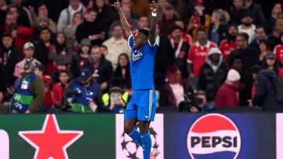 فضيحة عنصرية في دوري الأبطال: جمهور بنفيكا يوجه إهانات لفينيسيوس جونيور