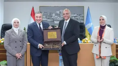 محافظة الإسكندرية تكرم محافظها السابق ونائبته في حفل مهيب تقديراً لمسيرة العطاء