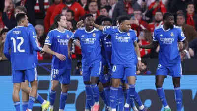 تشكيلة دوري الأبطال المثالية تخلو من نجوم ريال مدريد باستثناء تشواميني