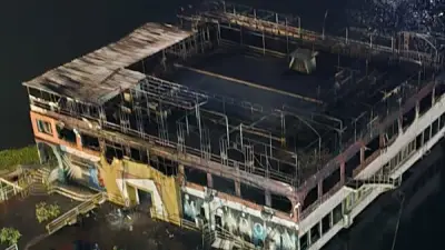 الحماية المدنية بكفر الشيخ تنجح في إخماد حريق مركب سياحي عائم بنهر النيل