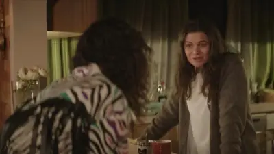 تأزم العلاقة بين الأم وابنتها في مسلسل 