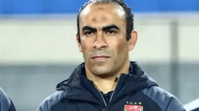 ناقد رياضي: سيد عبدالحفيظ ليس المسؤول الأول عن صفقات الأهلي.. وأزمة مالية وراء التعثر