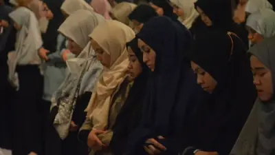 هاني تمام يوضح: الإسلام كرم المرأة وأقر لها حقوقًا متكاملة وحفظ كرامتها