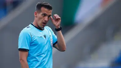 جدل تعيينات الحكام في إسبانيا: زوجة مسؤول ريال مدريد تثير أزمة في مباراة برشلونة