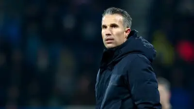 فان بيرسي: نراعي الصائمين في فينورد ونسعى لتسهيل الأمر عليهم