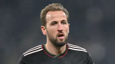 مرشح برشلونة يثير الجدل بتصريحات حول التعاقد مع هاري كين من بايرن ميونخ