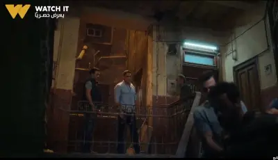 مواجهة مثيرة بين ضابط وأب في رأس الأفعى.. فيديو يثير الجدل