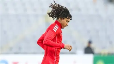 طبيب الأهلي يوضح حالة مروان عثمان الصحية بعد إصابته في مواجهة الجونة