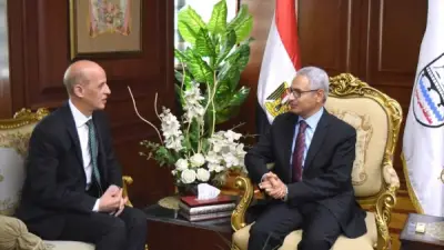 رئيس جامعة بني سويف يهنئ المحافظ الجديد اللواء عبد الله عبد العزيز بتوليه مهام منصبه