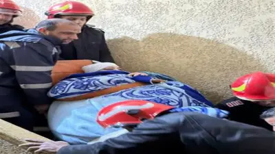 أمن الغربية ينقذ مسنة عاجزة ويُنقلها للمستشفى في عملية إنسانية سريعة