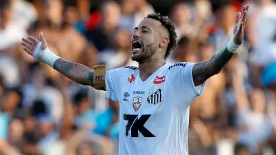 صفعة مدوية لنيمار: خطأ ذهبي يودع سانتوس من باوليستا