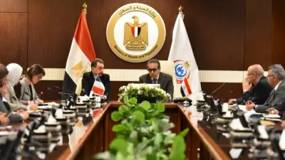 وزير الصحة يبحث مع سفير فرنسا دعم علاج مرضى الأورام القادمين من غزة بمستشفى جوستاف روسي