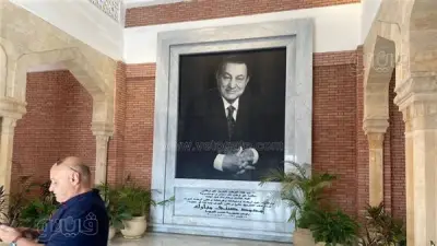 أسرة مبارك تفتح ضريحه للزائرين بمناسبة الذكرى السادسة لوفاته