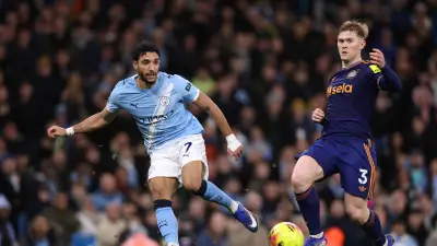 برشلونة يضع عمر مرموش ضمن بدائل التعزيزات الصيفية لخلافة ليفاندوفسكي