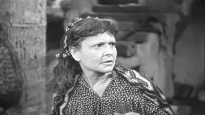 ذكرى نجمة إبراهيم.. لقبت بملكة الشروق ونحتها السادات تقديراً لعطائها الفني