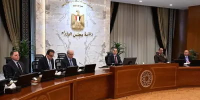 رئيس الوزراء يوجه بإجراءات عاجلة لمواجهة التضخم وضمان توافر السلع الأساسية