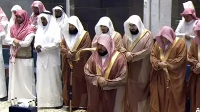 مشاهد مؤثرة لصلاة التراويح في الحرم المكي خلال شهر رمضان المبارك