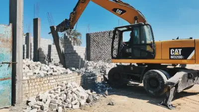 أسيوط تشن حملة موسعة لإزالة التعديات على الأراضي الزراعية وأملاك الدولة