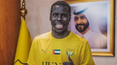 نجم فرنسا كورت زوما ينتقل مجاناً إلى الدوري الإماراتي مع نادي الوصل