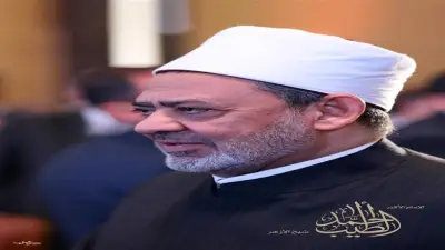 مدير مكتب شيخ الأزهر يطمئن الجمهور: الإمام الطيب بخير وحالته الصحية في تحسن مستمر