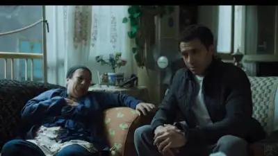 حزن عميق يعتصر قلب عصام عمر بعد رحيل والدته في مسلسل عين سحرية