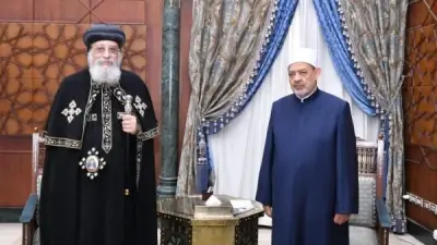 البابا تواضروس يتصل بشيخ الأزهر للاطمئنان على صحته بعد وعكة صحية