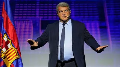 لابورتا يحذر من تشويه الانتخابات ويؤكد دفاع برشلونة أمام المغرضين