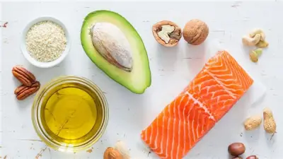 نصائح غذائية من استشاري التغذية: كيف تستهلك الدهون الصحية في نظامك اليومي؟