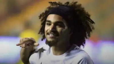 إصابة آدم كايد تهدد مشاركته مع الزمالك أمام بيراميدز في الدوري المصري