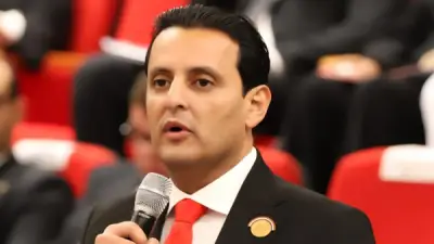 برلماني يحذر: التصعيد العسكري بالشرق الأوسط يهدد الاقتصاد العالمي بالانهيار