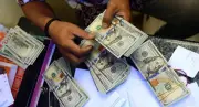 تحويلات المصريين بالخارج تسجل مستوى تاريخياً جديداً عند 41.5 مليار دولار
